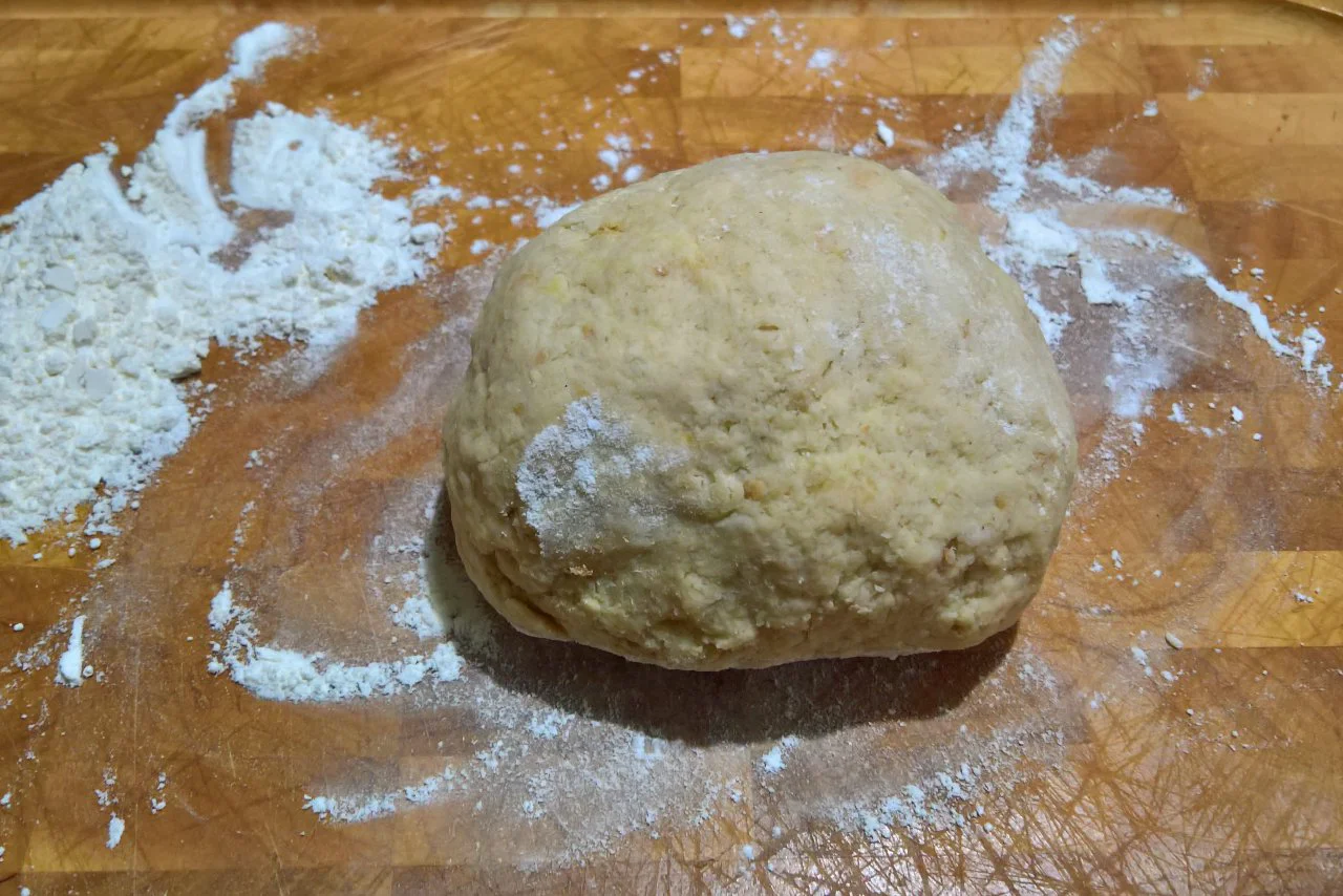 gnocchi di pane in crema di formaggio